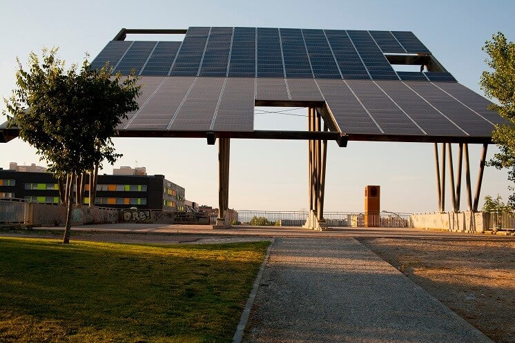 An application scenario or product detail of solar pergolas - Image 15