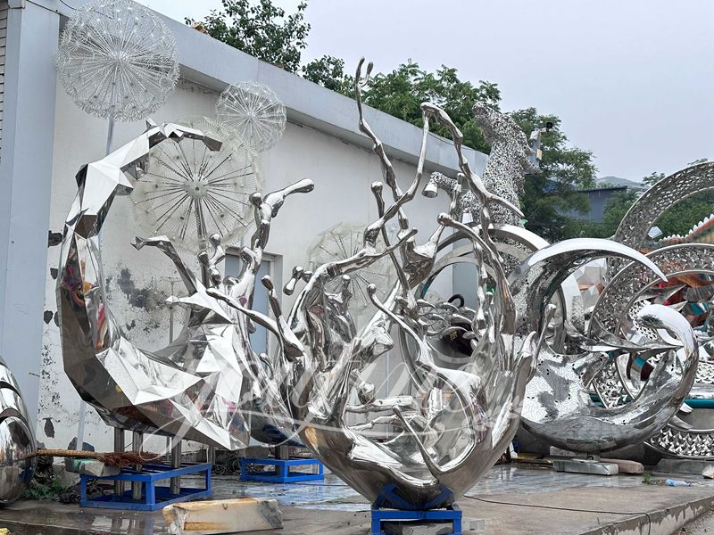 An application scenario or product detail of stainless steel metal sculpture - Image 14