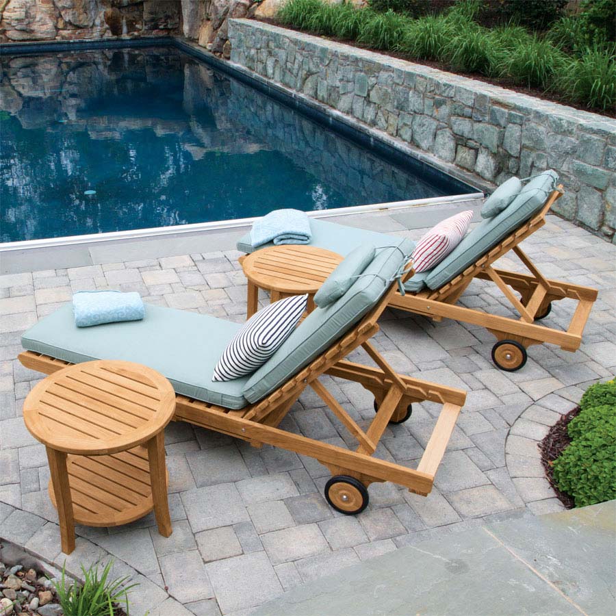 An application scenario or product detail of teak outdoor chaise lounge - Image 5
