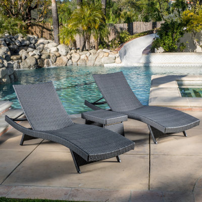 An application scenario or product detail of wicker outdoor chaise lounger - Image 17